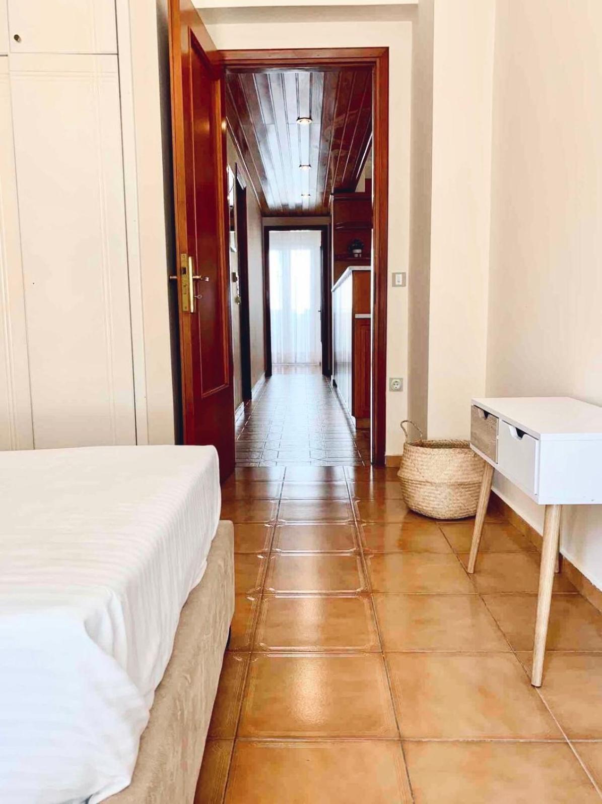Citycenter Apartment Argostoli  Bagian luar foto